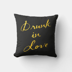Drink in Love Gold en Black Outdoor Pillow Buitenkussen
