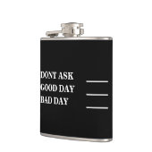 Drink maatregelen voor zwart-wit heupfles (Links)