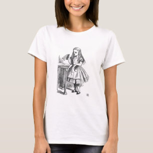 Drink me (Alice in Wonderland) T-shirt