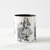 Drink me (Alice in Wonderland) Tweekleurige Koffiemok (Center)