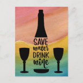 Drink met water in zwarte fles met twee glazen gla briefkaart (Voorkant)