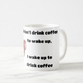 Drink om de mok wakker te maken (Voorkant rechts)