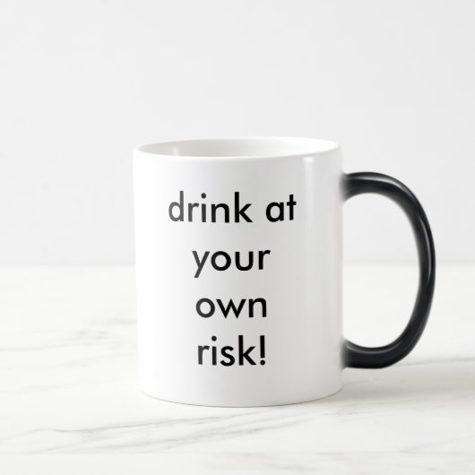 drink op eigen risico! magische mok (Rechts)