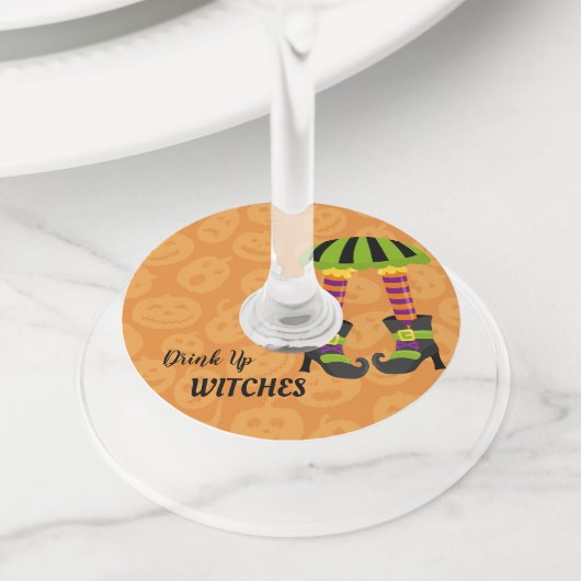 Drink op heksen Halloween Wijnglaslabel (Dichtbij)