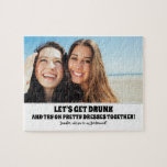 Drink Probeer - Grappige bruidsmeisje voorstel fot Legpuzzel<br><div class="desc">Twee vrienden foto grappige bruidsmeisje of meid van eer voorstel legpuzzel puzzels "LATEN WE DRINK WORDEN EN PROBEREN OP  JURKEN SAMEN! Word jij mijn bruidsmeisje?"</div>