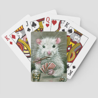 Drink voor sigaarbooglans met een rolletje pokerkaarten