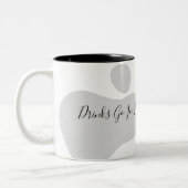 Drinken gaan hier naar binnen, niet de tafel! mok  (Links)