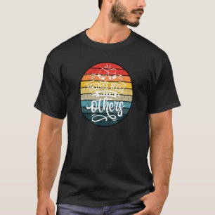 Drinken goed met anderen Drink Retro Sunset T-shirt