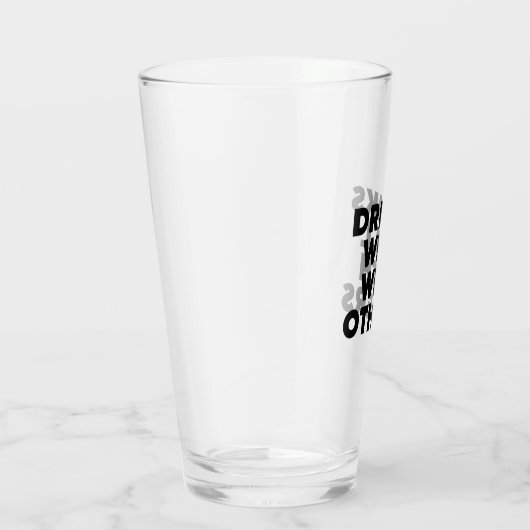 Drinken goed met anderen glas (Rechts)