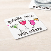 Drinken goed met anderen kartonnen onderzetters (Schuin)