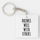 Drinken goed met anderen sleutelhanger (Voorkant)