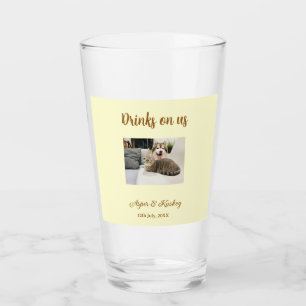 Drinken op ons open bar huisdier foto bruidspaar d glas