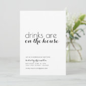 Drinken staan op de House Housewarming Party Invit Kaart (Staand voorkant)