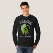 Drinks Well With Others St Patricks Day Men Women  T-shirt (Voorkant volledig)