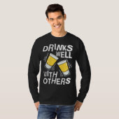 Drinks Well With Others Tequila Alcohol Drink T-shirt (Voorkant volledig)