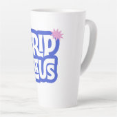 Drip Haus – Retro Speels Logo Latte Mok (Rechterhoek)