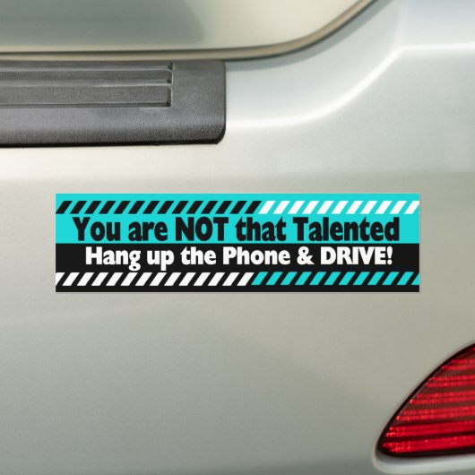Driving with Cell Phone Bumpersticker (Op auto)