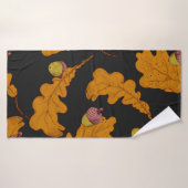 Droge eikenbladeren en eikels. met de hand getrokk badhanddoek (Badhanddoek)