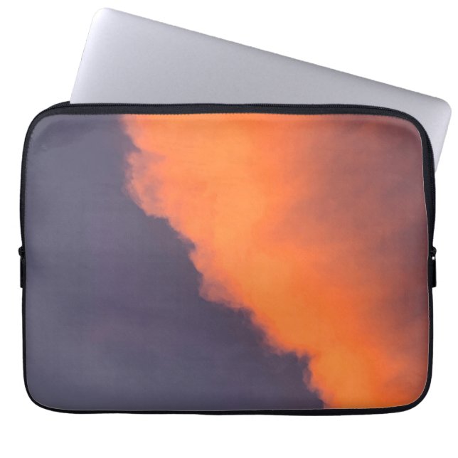 Droge, magische wolken in droomachtige, magische k laptop sleeve (Voorkant)