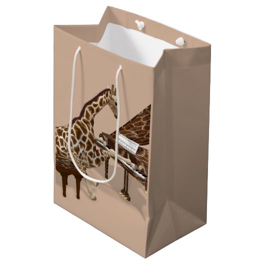 Droll Giraffe houdt van piano spelen Medium Cadeauzakje (Voorkant Gekanteld)