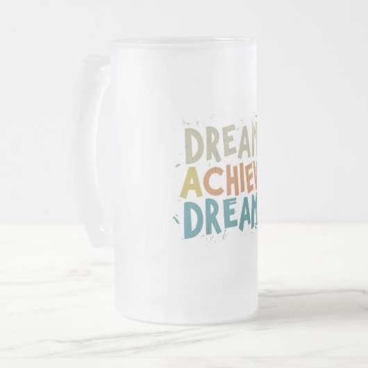 Dromen bereiken dromen." matglas bierpul (Voorkant links)