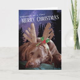 Dromende chocolade labrador met gewei foto feestdagen kaart