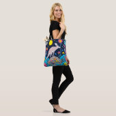 dromerig nachtelijk bos tote bag (Op model)