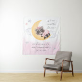 Dromerig over de maan wasbeer meisje Baby shower Wandkleed (In situ)
