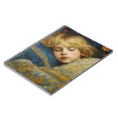 Dromerig slapend kind in bloemenquilt notitieboek (Linkerzijde)