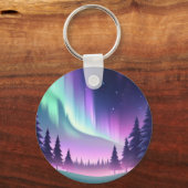 Dromerige Aurora-nacht: Paarse bos en groen licht Sleutelhanger (Voorkant)
