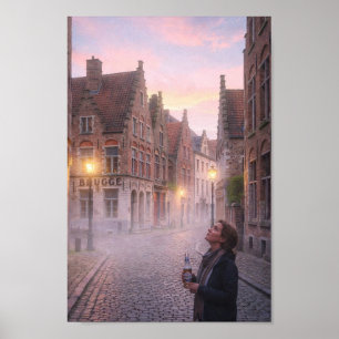 Dromerige Brugge Klinkerstraat Schemering Poster