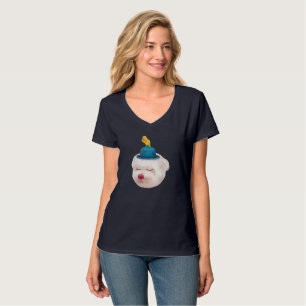 Dromerige Clownshond: Lachende Bichon met Blauwe H T-shirt