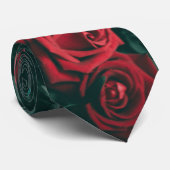 Dromerige Donkerrode Rozen Bloempatroon Achtergron Stropdas (Opgerold)