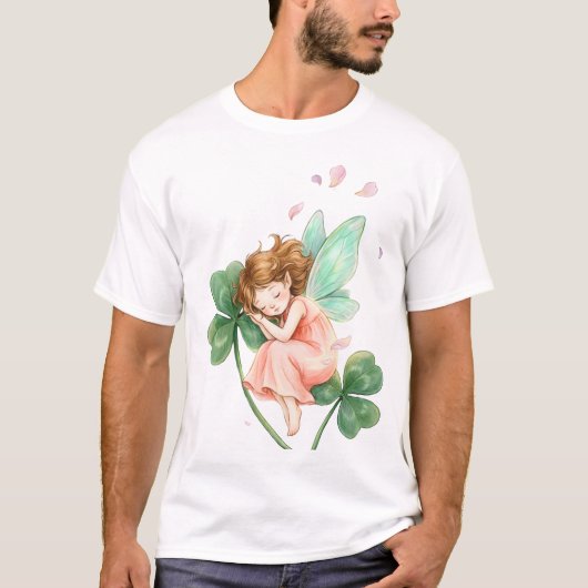 Dromerige Fee Met Klaver Magie Dansend T-shirt (Voorkant)