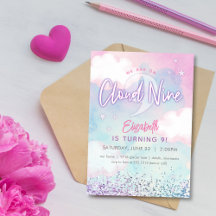 Dromerige Meisjesachtige Op Wolk Zeven 9de Verjaar