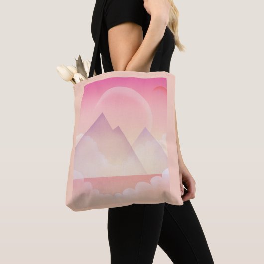 Dromerige Pastel Berglandschap Tote Bag (Dichtbij)