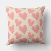 Dromerige pastel roze harten monogram beige kussen (Achterkant)