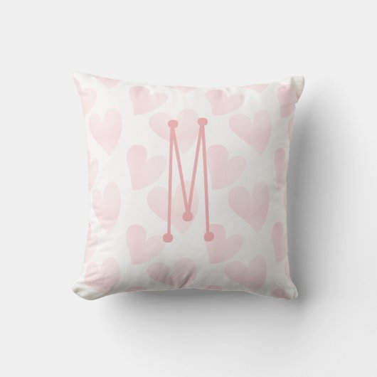 Dromerige pastel roze harten monogram kussen (Voorkant)
