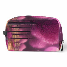 Dromerige roze nachtlandschap