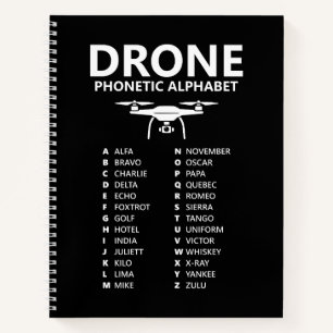 Drone NATO Fonetisch Alfabet – Zwarte Grafiek Notitieboek
