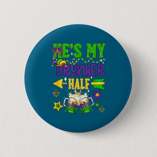 Dronken helft mardi gras koppel drinkend bier ronde button 5,7 cm (Voorkant)