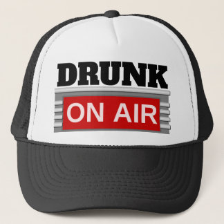 Dronken in de uitzending trucker pet