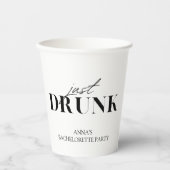 Dronken van liefde | Gewoon dronken vrijgezellenfe Papieren Bekers (Voorkant)