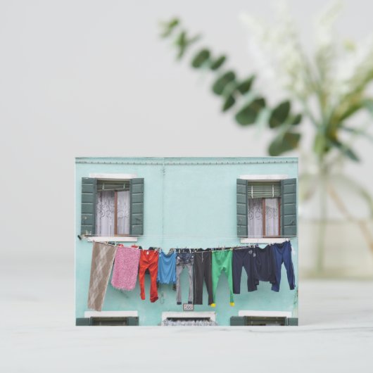 Droog wasgoed met een dop, briefkaart (Staand voorkant)