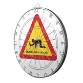 DROOGGENDE MENSEN DIE DE VERKEERSZIJDE OVERSCHRIJD DARTBORD (Voorkant Rechts)