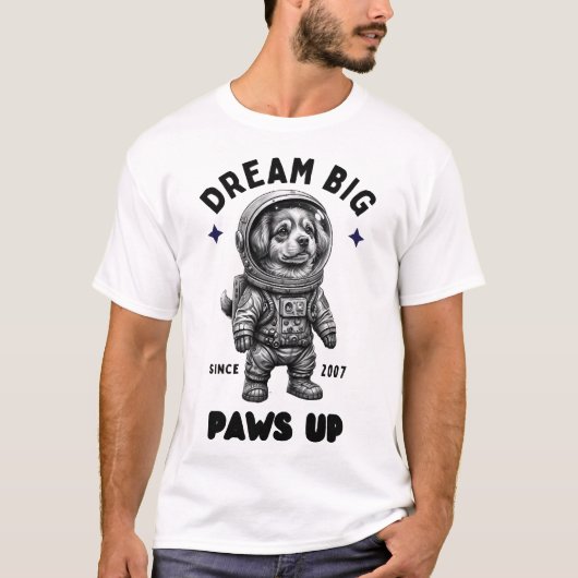Droom Groot Pootjes Omhoog Astronaut Hond T-shirt (Voorkant)