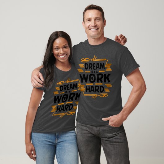 Droom groot, werk hard Basic Dark T-Shirt (Unisex)