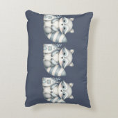 Droomhuisje in het bos bij nachte met wasbeer accent kussen (Achterkant (Verticaal))