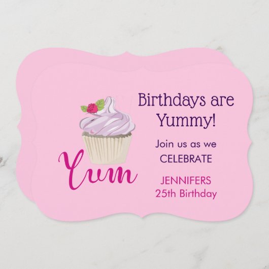 Droomroze Cupcake met Raspberry Yum! Birthday Kaart (Voorkant / Achterkant)