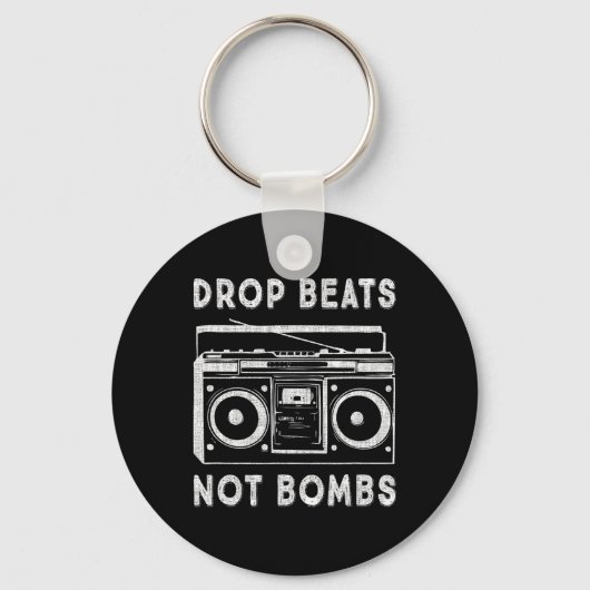Drop Beats Not Bombs Anti-War Boombox Music Peace Sleutelhanger (Voorkant)